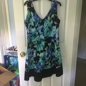 🌻Floral print a line🌻